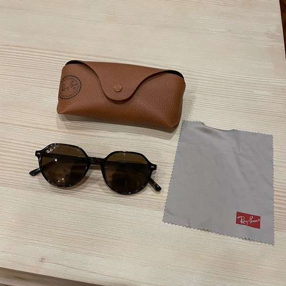Used Once Polarized Ray Bans